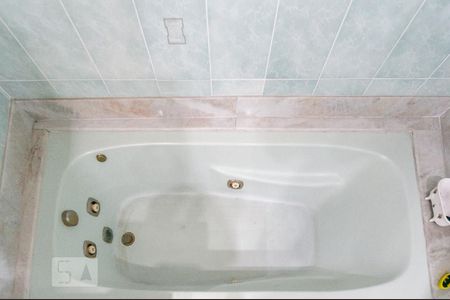 Apartamento para alugar com 230m², 4 quartos e 3 vagasBanheiro da Suíte 2