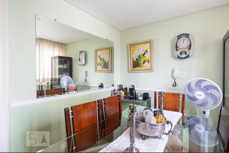 Apartamento para alugar com 230m², 4 quartos e 3 vagasCopa