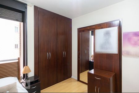 Apartamento para alugar com 230m², 4 quartos e 3 vagasQuarto 2