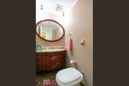 Apartamento para alugar com 230m², 4 quartos e 3 vagasLavabo