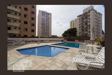 Apartamento para alugar com 97m², 3 quartos e 2 vagasÁrea comum - Piscina
