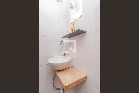 Lavabo de casa para alugar com 3 quartos, 75m² em Sacoma, São Paulo