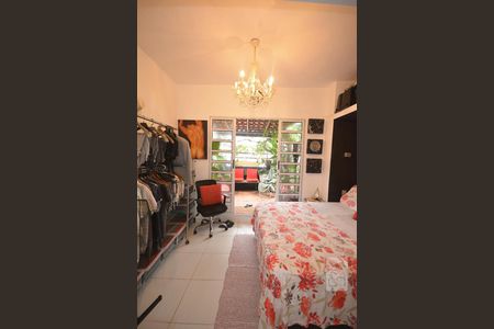 Quarto  de apartamento à venda com 1 quarto, 60m² em Catete, Rio de Janeiro
