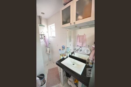 Banheiro Social de apartamento à venda com 1 quarto, 60m² em Catete, Rio de Janeiro