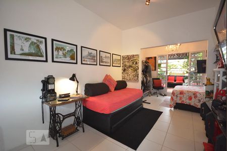 Sala de Estar de apartamento à venda com 1 quarto, 60m² em Catete, Rio de Janeiro