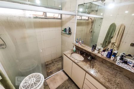 Apartamento à venda com 170m², 4 quartos e 3 vagasBanheiro da Suíte