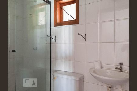 Banheiro da Suíte 1 de apartamento à venda com 2 quartos, 90m² em Santana, Porto Alegre