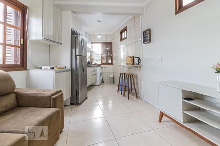 Sala de apartamento para alugar com 1 quarto, 40m² em Santa Tereza, Porto Alegre
