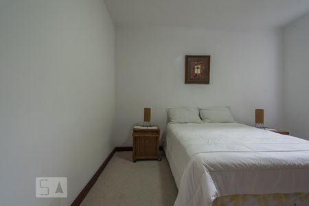 Casa à venda com 1300m², 4 quartos e 7 vagasSuíte 1