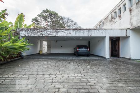 Casa à venda com 1300m², 4 quartos e 7 vagasGaragem