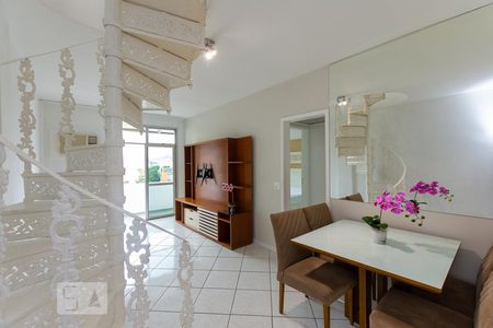 Sala de apartamento para alugar com 3 quartos, 162m² em São Domingos, Niterói