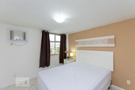 Quarto 1 de apartamento para alugar com 3 quartos, 162m² em São Domingos, Niterói