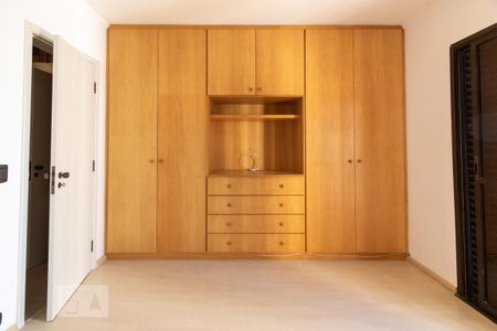 Apartamento à venda com 235m², 4 quartos e 3 vagasSuíte master