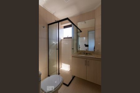 Apartamento à venda com 235m², 4 quartos e 3 vagasBanheiro da Suíte 2