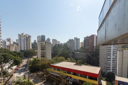 Apartamento à venda com 235m², 4 quartos e 3 vagasVista varanda da sala