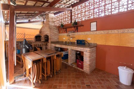 Apartamento à venda com 235m², 4 quartos e 3 vagasÁrea comum - Churrasqueira