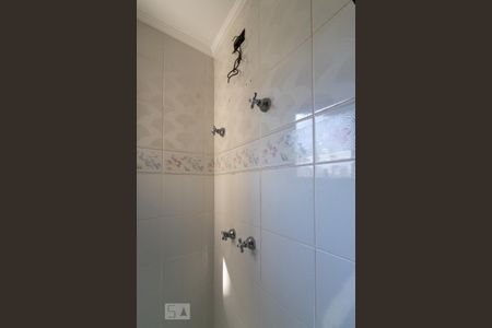 Apartamento à venda com 235m², 4 quartos e 3 vagasChuveiro