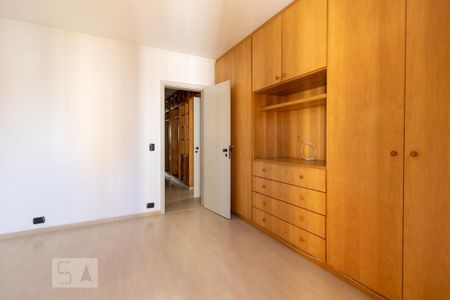 Apartamento à venda com 235m², 4 quartos e 3 vagasSuíte master