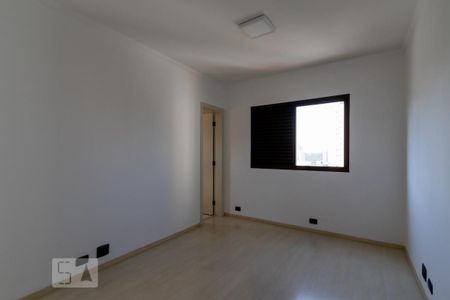 Apartamento à venda com 235m², 4 quartos e 3 vagasSuíte 2