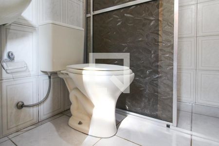 Casa à venda com 230m², 4 quartos e 6 vagasBanheiro de Serviço