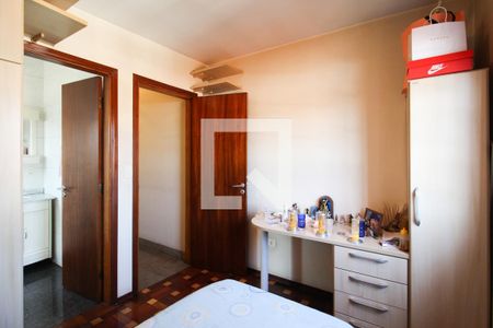 Casa à venda com 230m², 4 quartos e 6 vagasSuíte 4