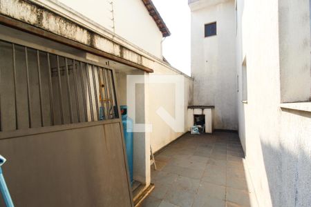 Casa à venda com 230m², 4 quartos e 6 vagasQuintal