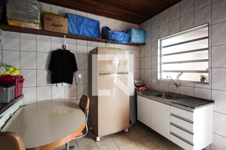 Casa à venda com 230m², 4 quartos e 6 vagasCozinha de Serviço