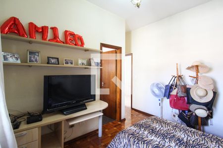 Casa à venda com 230m², 4 quartos e 6 vagasSuíte 3