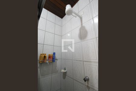 Casa à venda com 230m², 4 quartos e 6 vagasBanheiro de Serviço