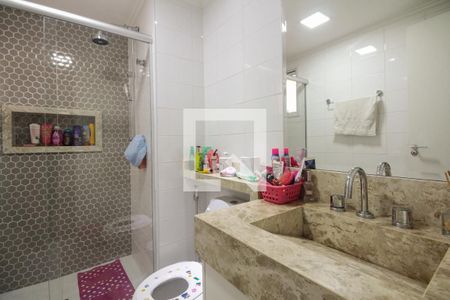 Apartamento à venda com 204m², 3 quartos e 4 vagasBanheiro Suíte 1