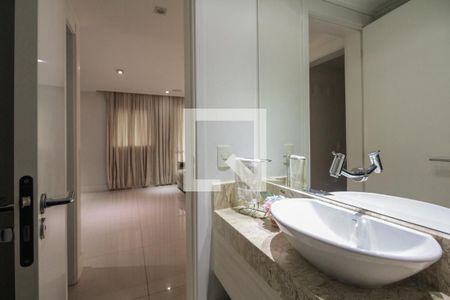 Apartamento à venda com 204m², 3 quartos e 4 vagasLavabo 