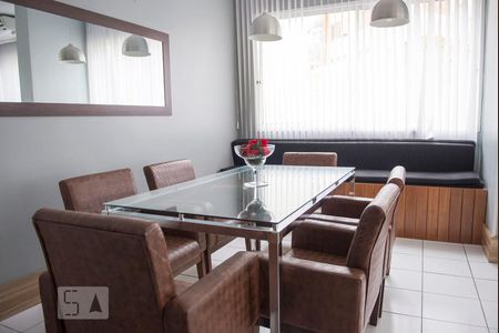 Apartamento para alugar com 60m², 2 quartos e 1 vaga Apartamento para alugar com 60m², 2 quartos e 1 vagaSala de jogos