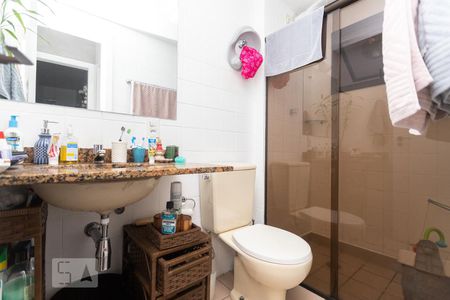 Apartamento à venda com 61m², 2 quartos e 1 vaga Apartamento à venda com 61m², 2 quartos e 1 vagaBanheiro