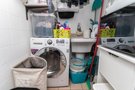 Apartamento à venda com 61m², 2 quartos e 1 vaga Apartamento à venda com 61m², 2 quartos e 1 vagaÁrea de Serviço