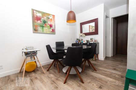 Apartamento à venda com 61m², 2 quartos e 1 vaga Apartamento à venda com 61m², 2 quartos e 1 vagaSala