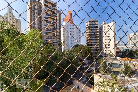 Vista da sacada de apartamento para alugar com 4 quartos, 250m² em Cambuí, Campinas