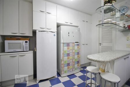 Apartamento à venda com 420m², 3 quartos e 4 vagasCozinha