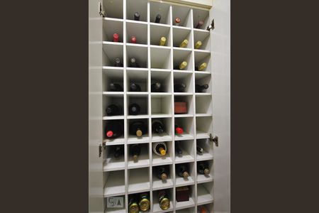 Apartamento à venda com 420m², 3 quartos e 4 vagasAdega