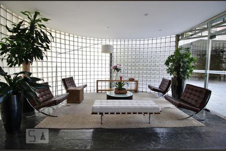 Apartamento à venda com 420m², 3 quartos e 4 vagasHall social