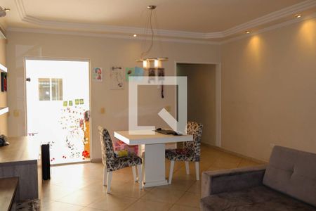 Sala de casa à venda com 3 quartos, 190m² em Santa Paula, São Caetano do Sul