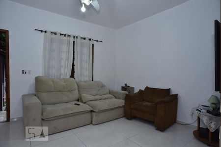 Sala de casa para alugar com 3 quartos, 110m² em Jacarepaguá, Rio de Janeiro