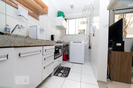 Apartamento à venda com 50m², 2 quartos e 1 vaga Apartamento à venda com 50m², 2 quartos e 1 vagaCozinha e área de serviço 01