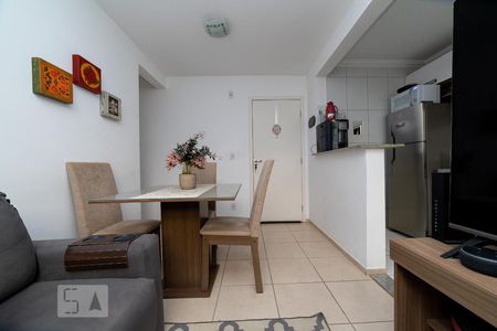 Sala 04 de apartamento à venda com 2 quartos, 50m² em Loteamento Parque São Martinho, Campinas