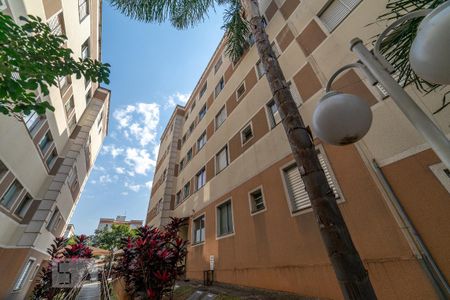 Apartamento à venda com 50m², 2 quartos e 1 vaga Apartamento à venda com 50m², 2 quartos e 1 vagaFachada do bloco