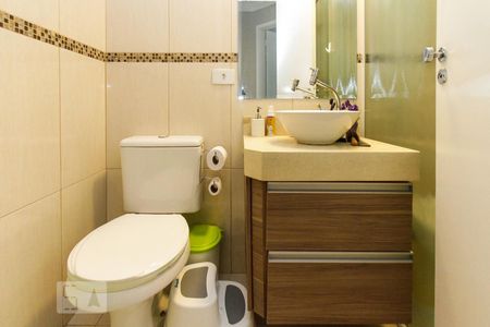 Apartamento à venda com 56m², 2 quartos e 1 vaga Apartamento à venda com 56m², 2 quartos e 1 vagaBanheiro