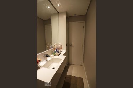 Apartamento à venda com 90m², 2 quartos e 2 vagasLavabo