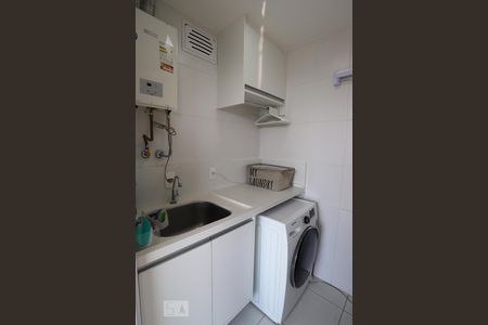 Apartamento à venda com 90m², 2 quartos e 2 vagasQuarto de serviço