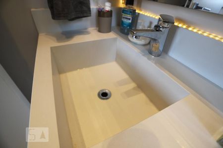 Apartamento à venda com 90m², 2 quartos e 2 vagasSuíte 2