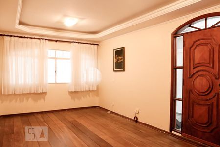 Sala de casa à venda com 3 quartos, 185m² em Jardim Consórcio, São Paulo