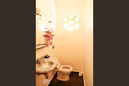Lavabo de casa à venda com 3 quartos, 185m² em Jardim Consórcio, São Paulo